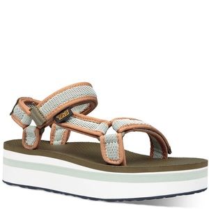 Teva flatform universal platform sandal